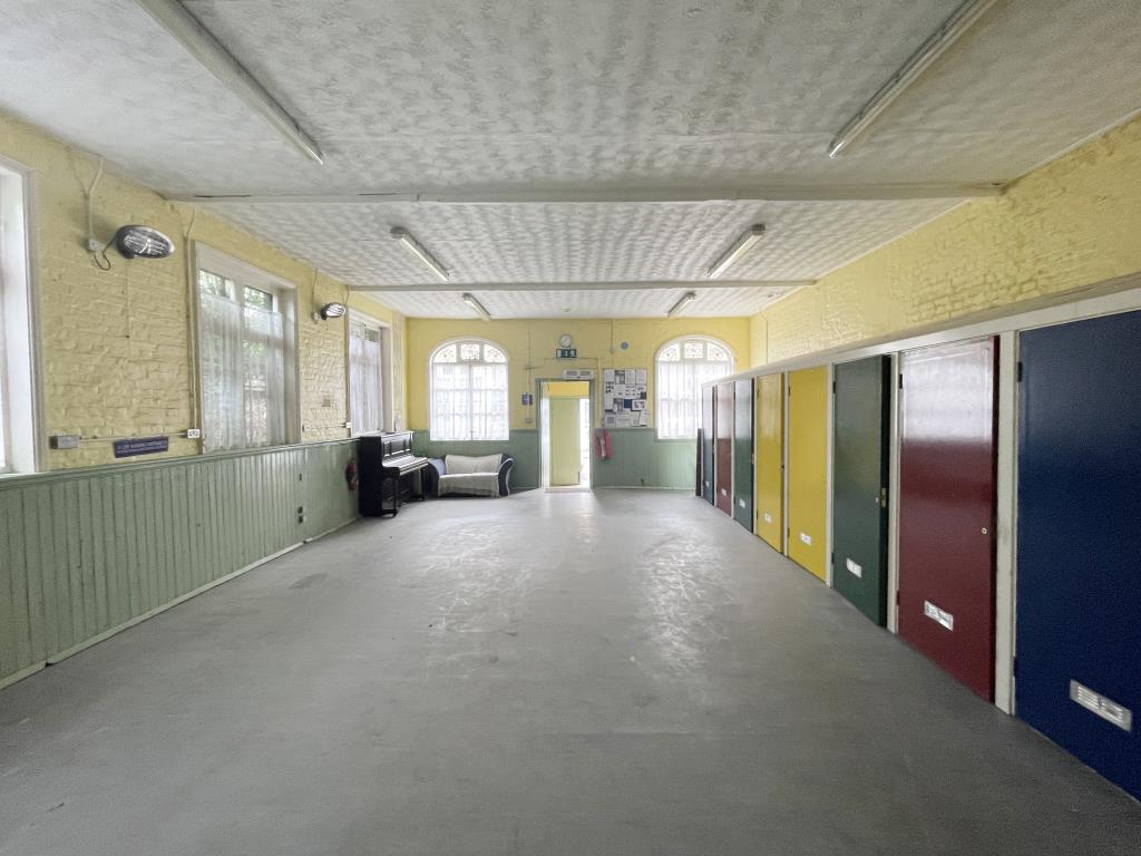 Lot: 72 - VICTORIAN MEMORIAL HALL WITH POTENTIAL - Internal view from rear of hall